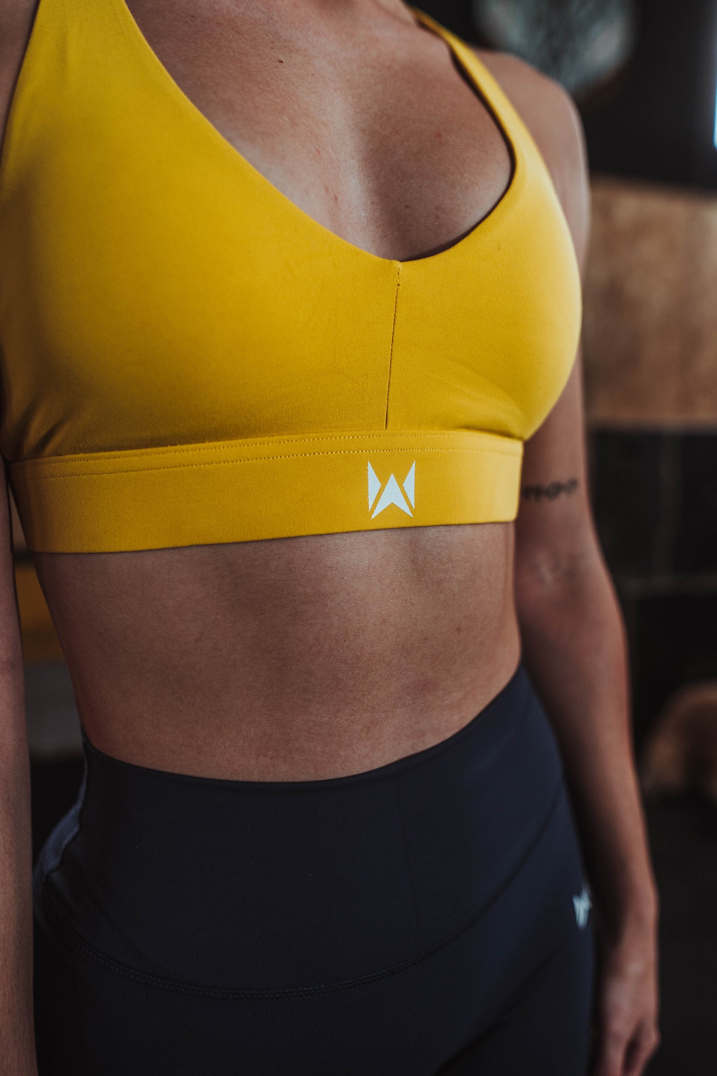 SUJETADOR DEPORTIVO SPORTSCULPT AMARILLO
