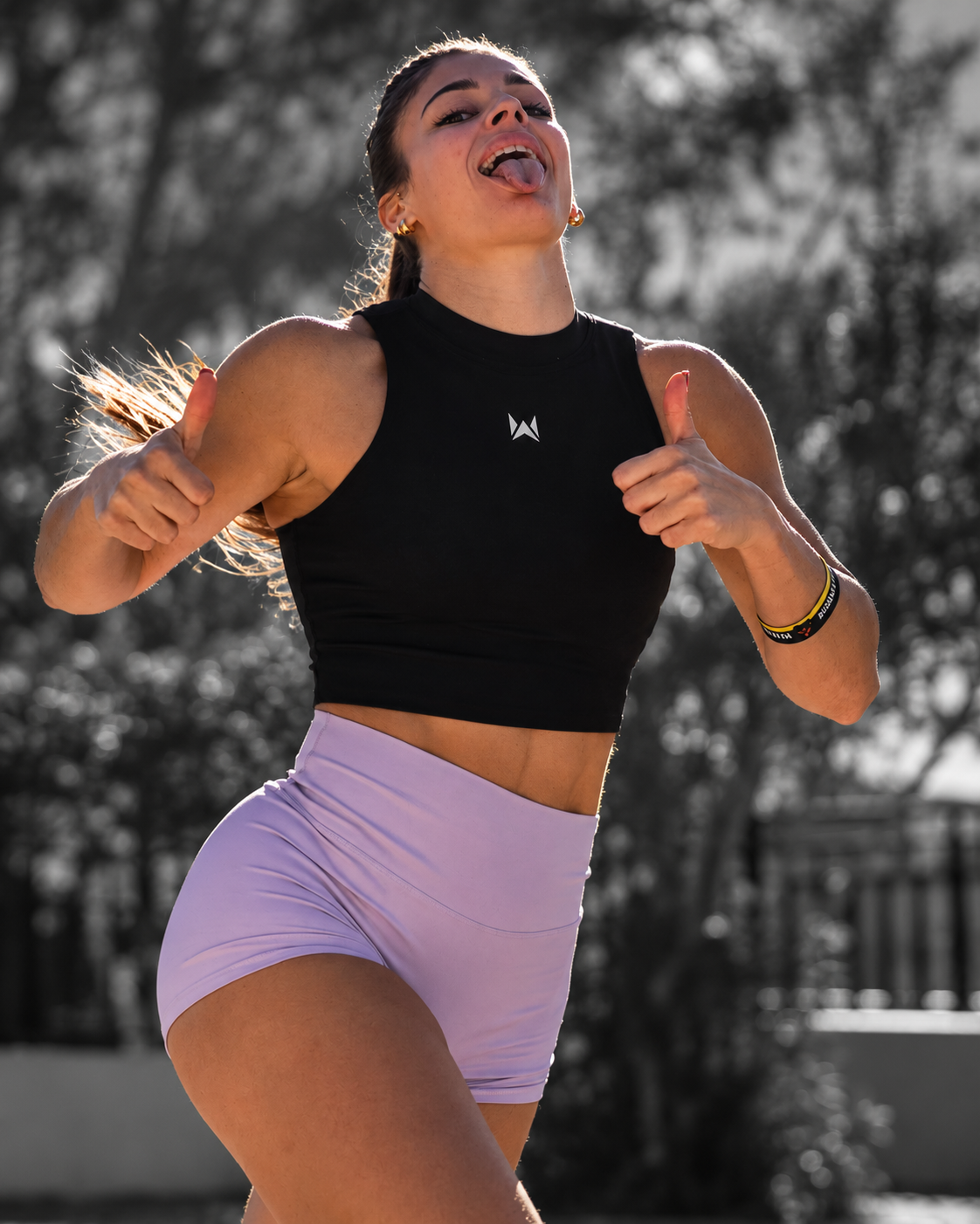 ADAPT HYBRID CROP TOP - NEGRO
